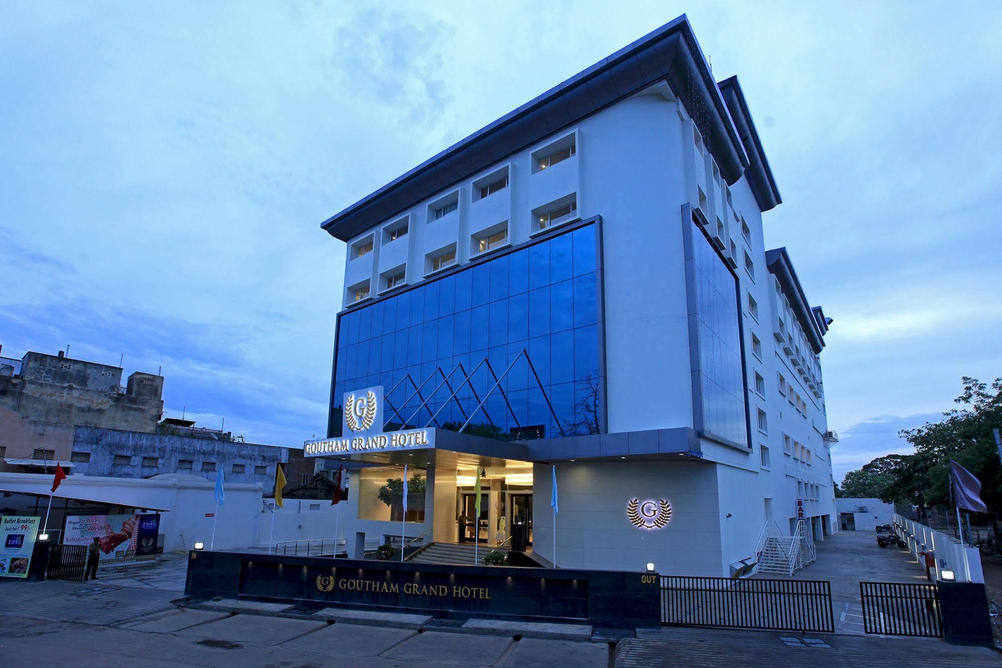Goutham Grand Hotel - Tenali Віджаявада Екстер'єр фото